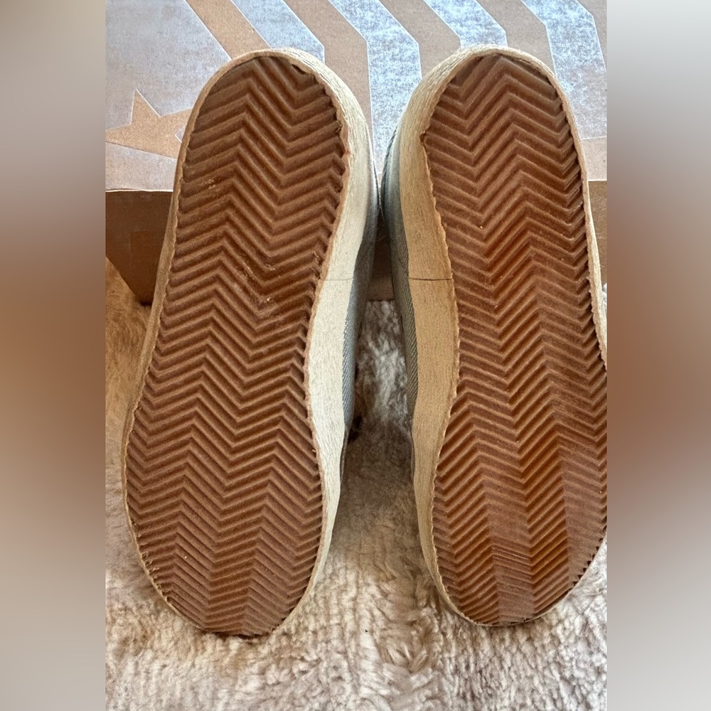 Golden Goose Superstar Denim/silver/peach with leopard laces. Size 39 - Picture 9 of 11